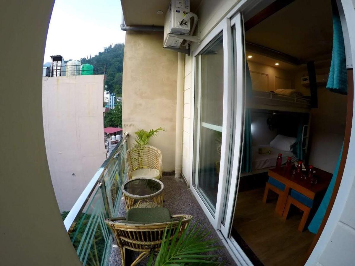 Hotel The Moksham Rishīkesh Dış mekan fotoğraf